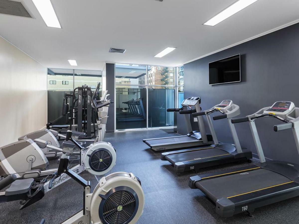 2br Epic Views ★cbd★ 2 Cars ★pool★wine★gym★netflix *